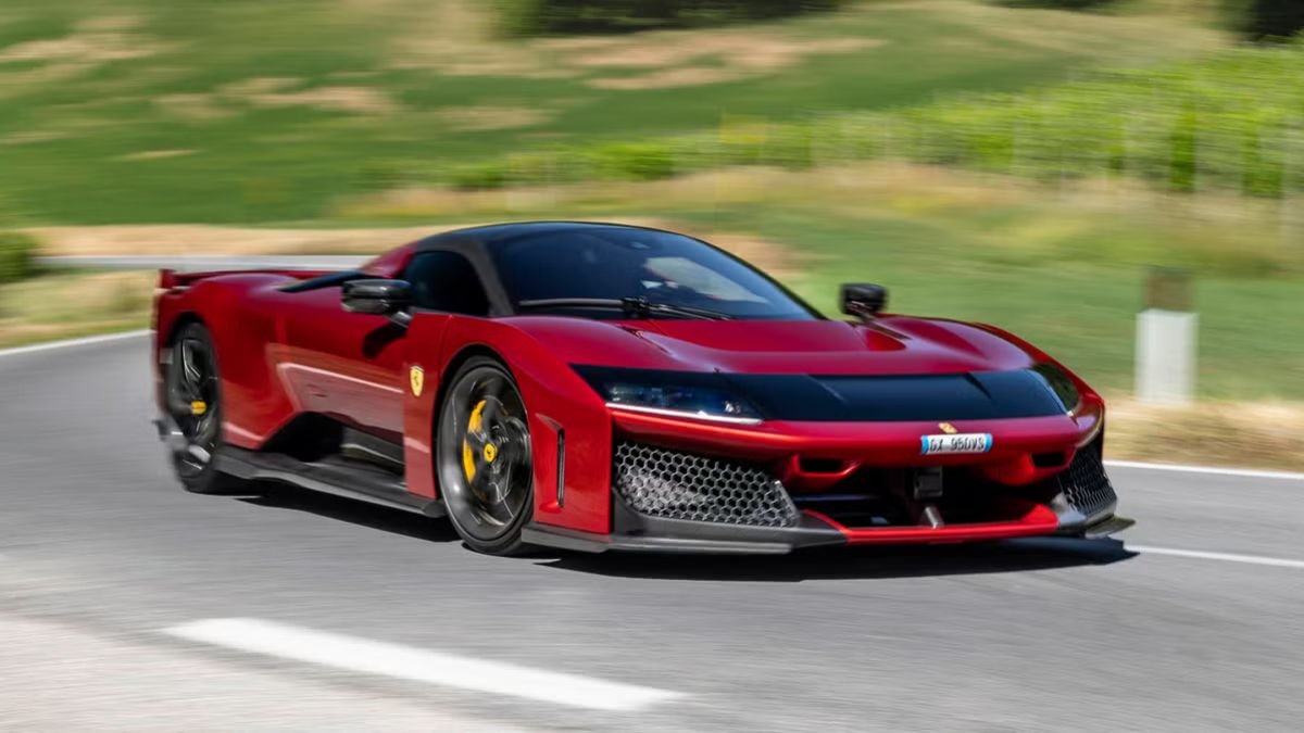 Ferrari F80 2026: Hybrid Power, Futuristic Design & Ultimate Hypercar Performance!
